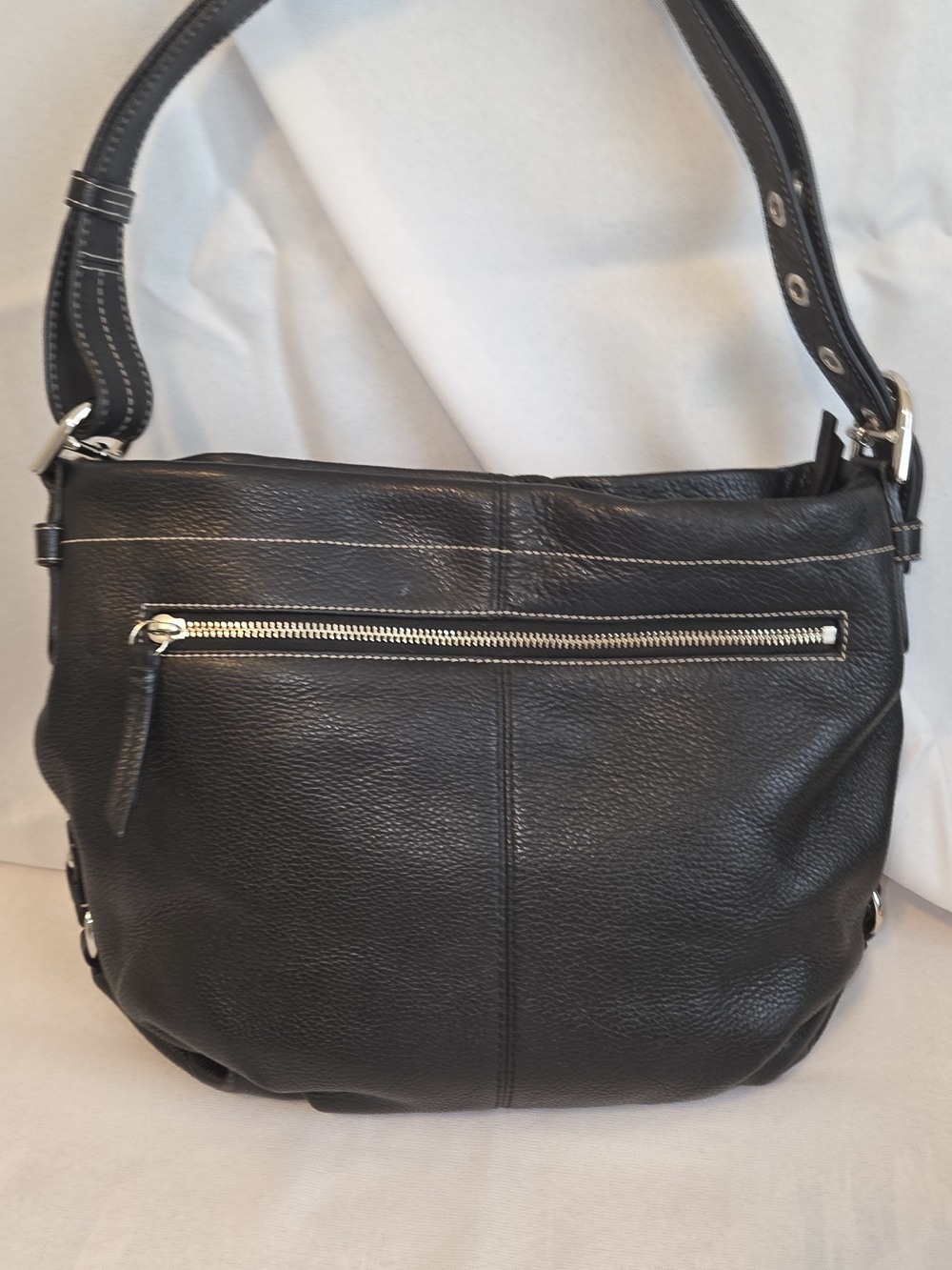 Coach Black Leather Hobo Bag with Front Zip